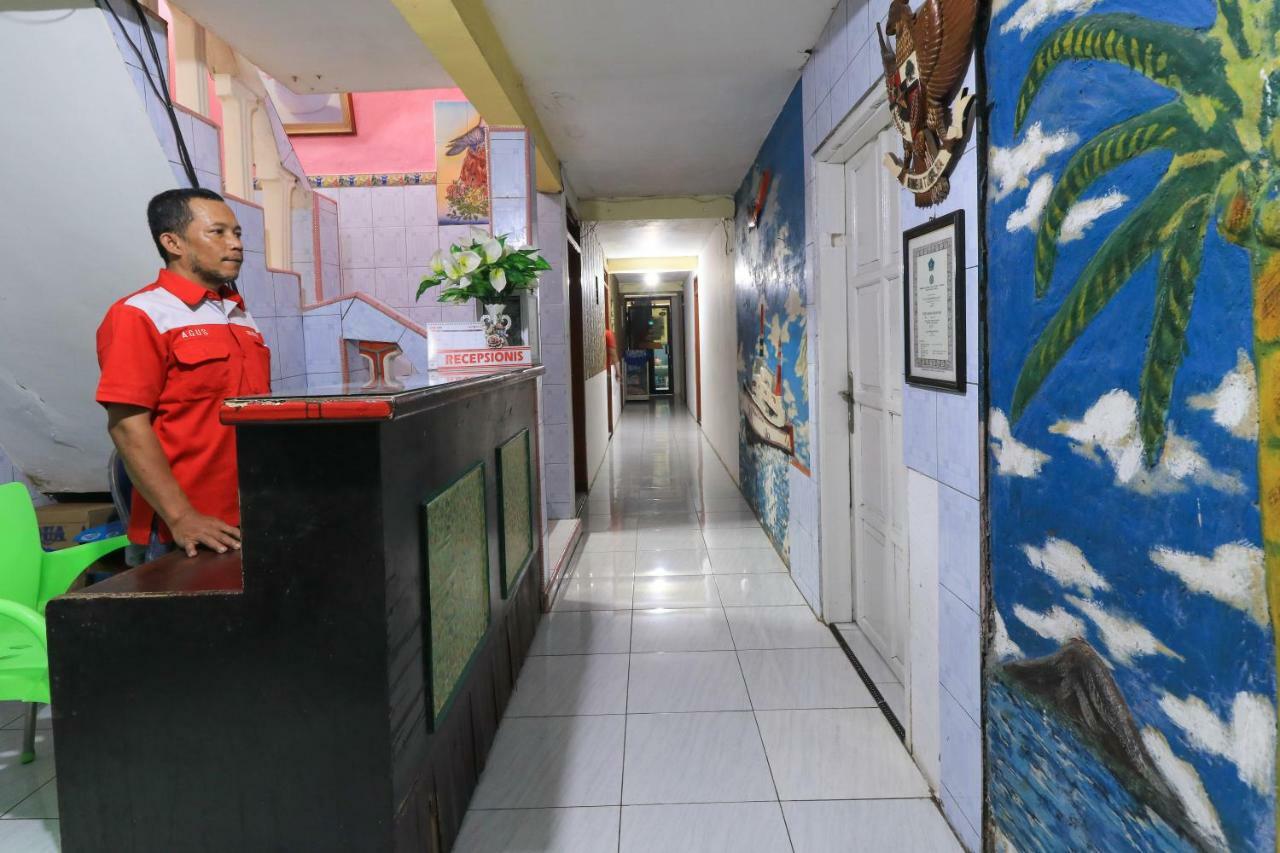 Dharmawati Homestay Syariah At Terminal Purabaya Waru Esterno foto
