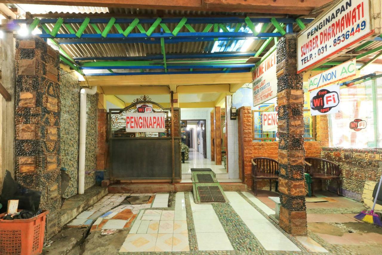Dharmawati Homestay Syariah At Terminal Purabaya Waru Esterno foto