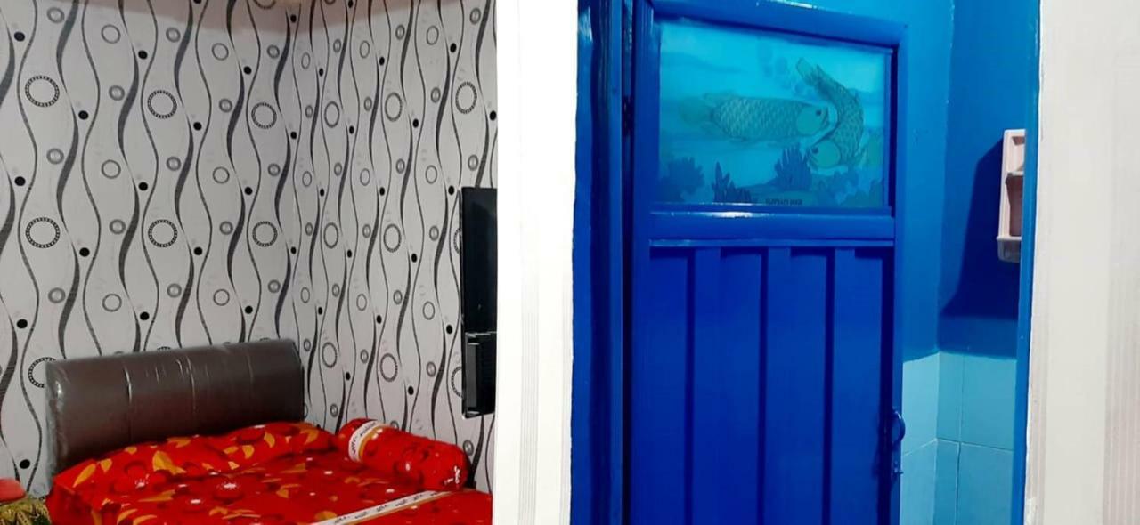 Dharmawati Homestay Syariah At Terminal Purabaya Waru Esterno foto