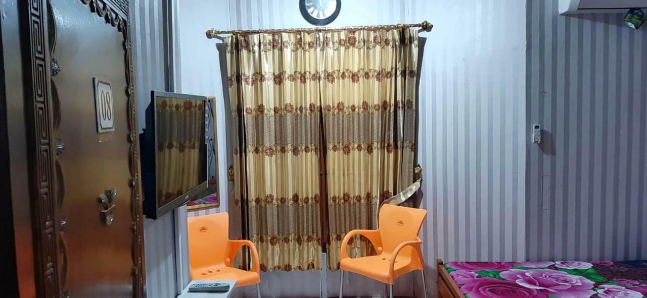 Dharmawati Homestay Syariah At Terminal Purabaya Waru Esterno foto